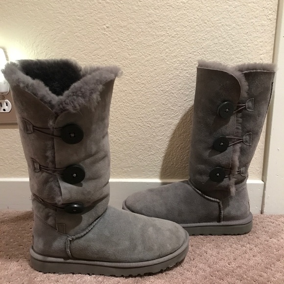 UGG Bailey Button Triplet Boot Tall Grey 7 - Picture 6 of 6